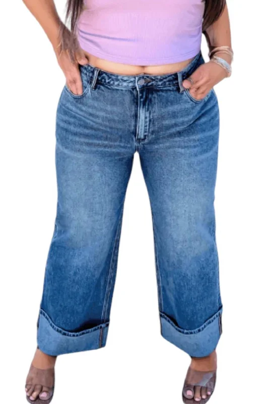 Acid - wash women jeans with a retro finishBenji Wide Cuff Jeans In Blue