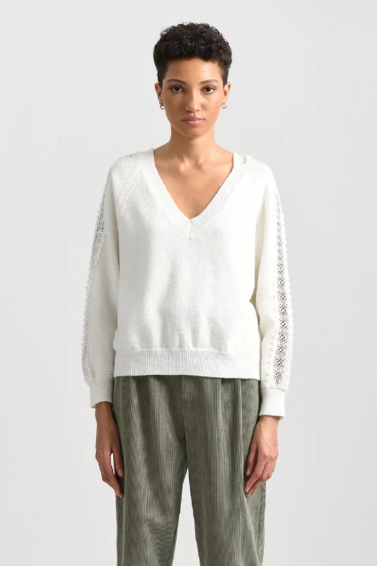 Short Sleeve Women's Cotton Blend Sweaters in Pastel ColorsMolly Bracken White Knitted Sweater