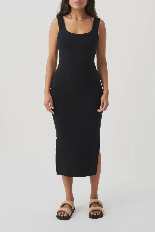 Ball Gown Women Dress with a Full Skirt for a Princess - like LookEsta Dress - Black